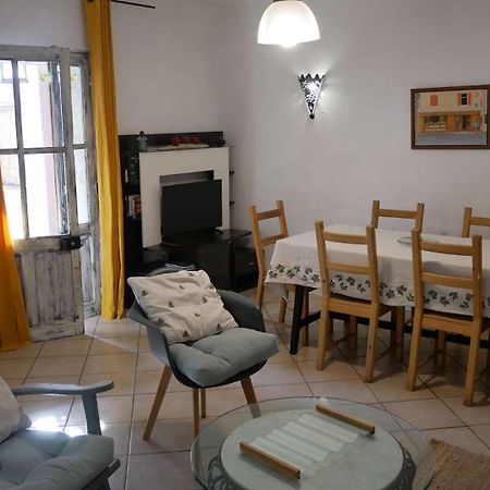 Mas Maurane - Le Romarin Apartment Tarascon Exterior foto