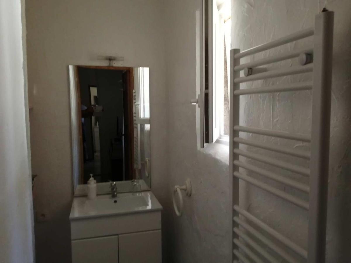Mas Maurane - Le Romarin Apartment Tarascon Exterior foto