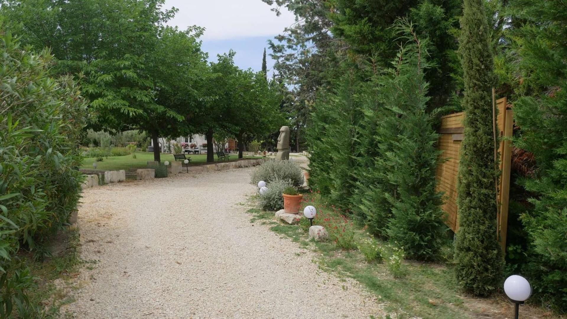 Mas Maurane - Le Romarin Apartment Tarascon Exterior foto